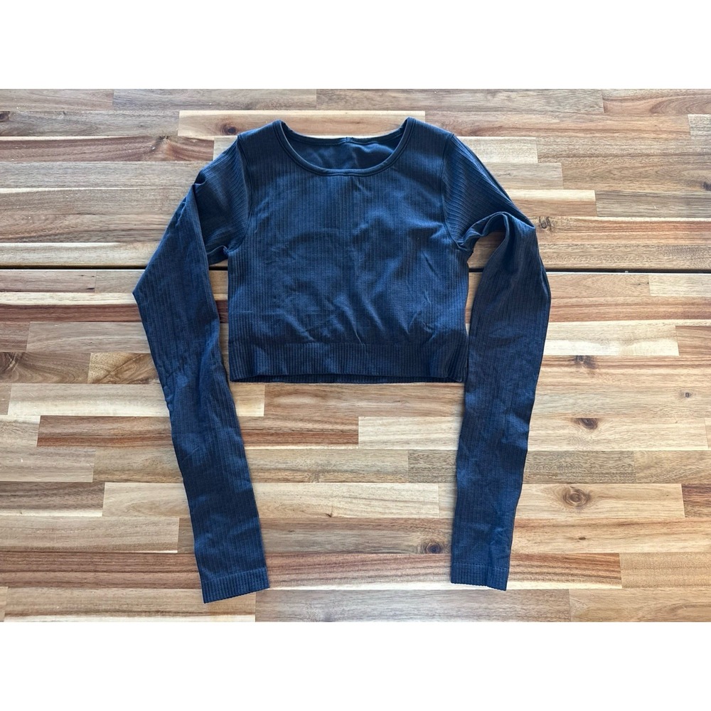 Lululemon Black Ribbed Cropped Ebb to Street Long Sleeve Shirt Size 4